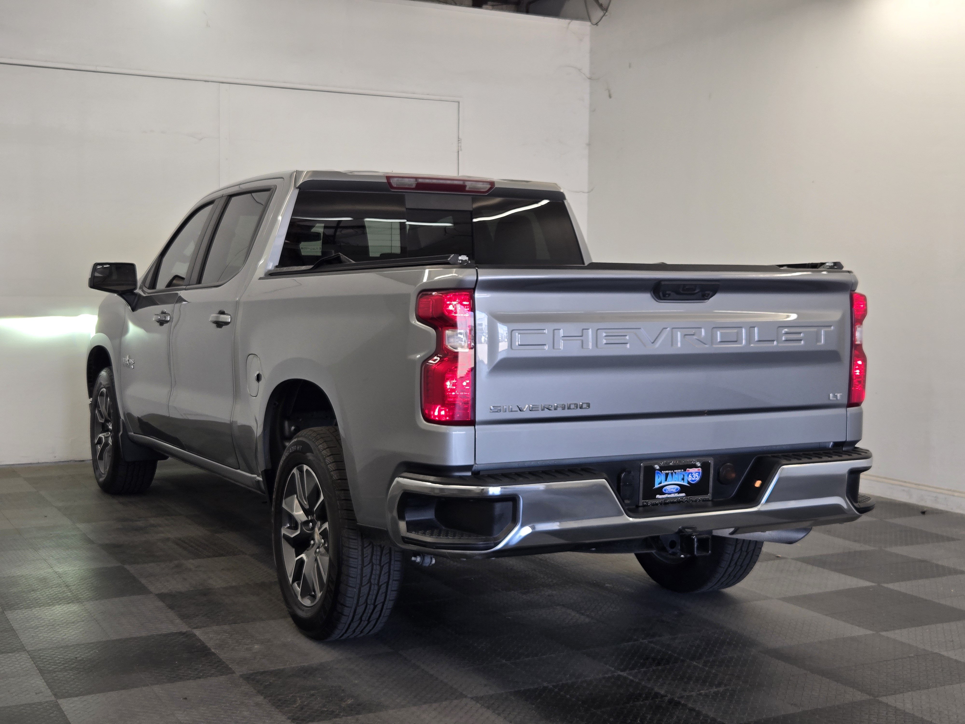 Used 2024 Chevrolet Silverado 1500 LT w/ Texas Edition Plus RWD image 5