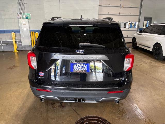 Certified 2023 Ford Explorer XLT w/ Equipment Group 202A AWD/4WD image 9