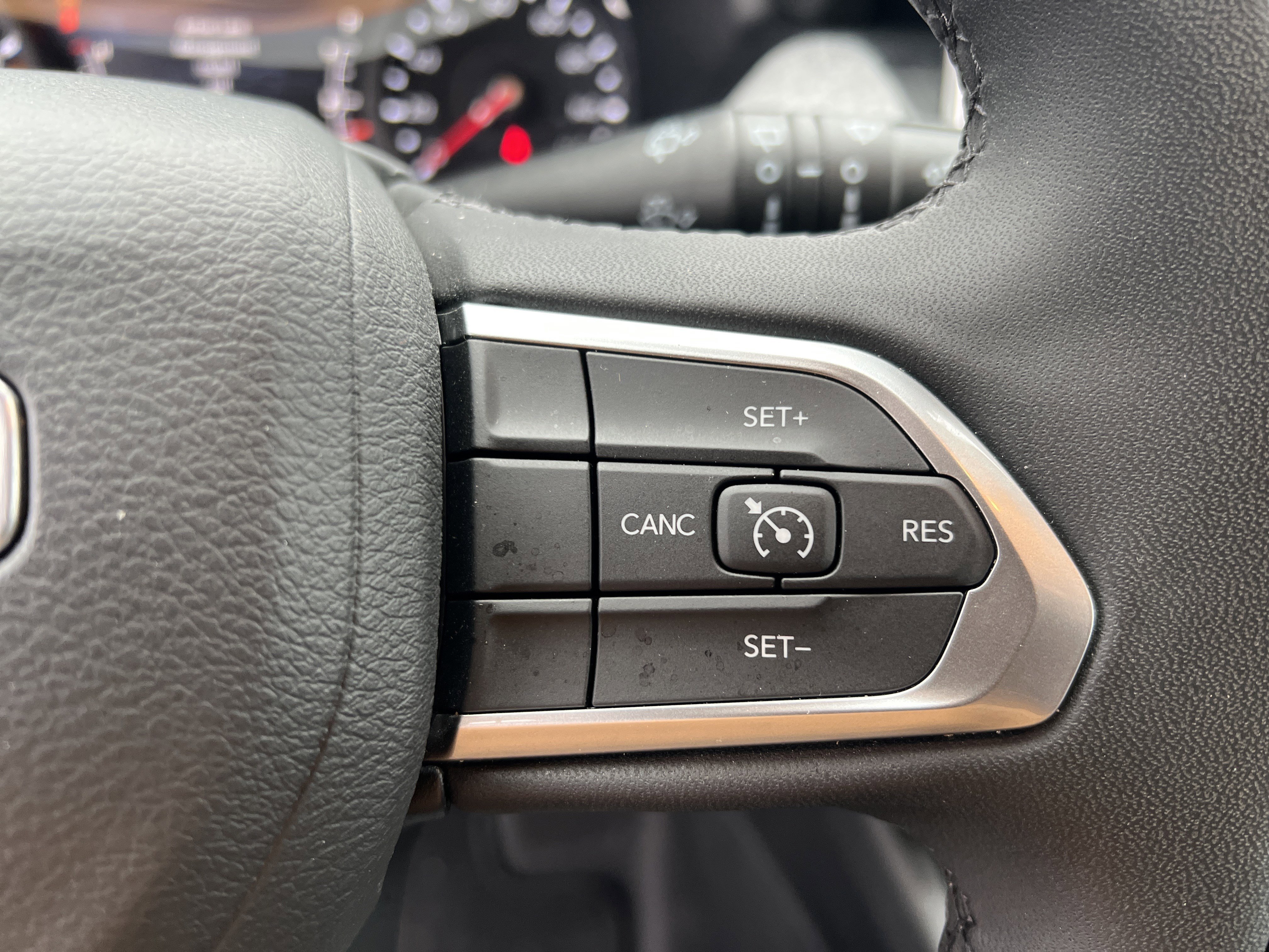 Used 2024 Jeep Compass Latitude image 29