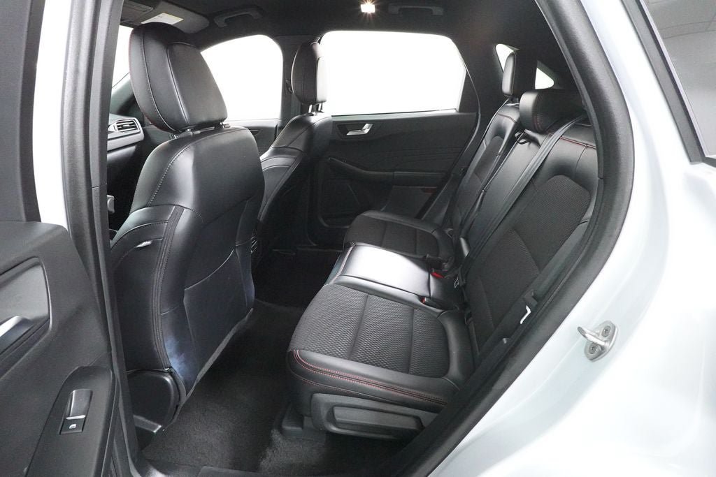 Certified 2025 Ford Escape ST-Line AWD/4WD image 25