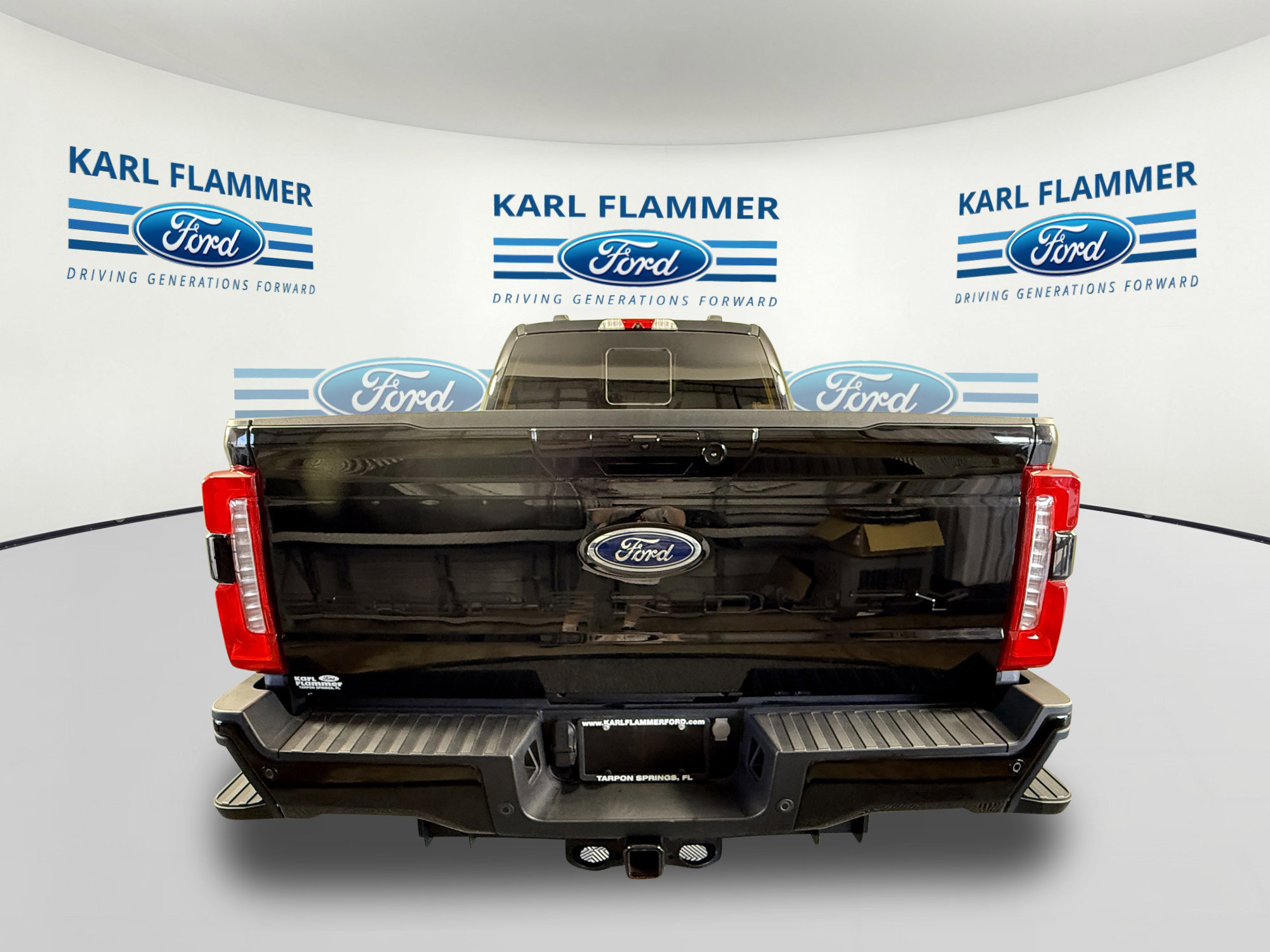 Certified 2024 Ford F250 Lariat w/ Lariat Ultimate Package image 4