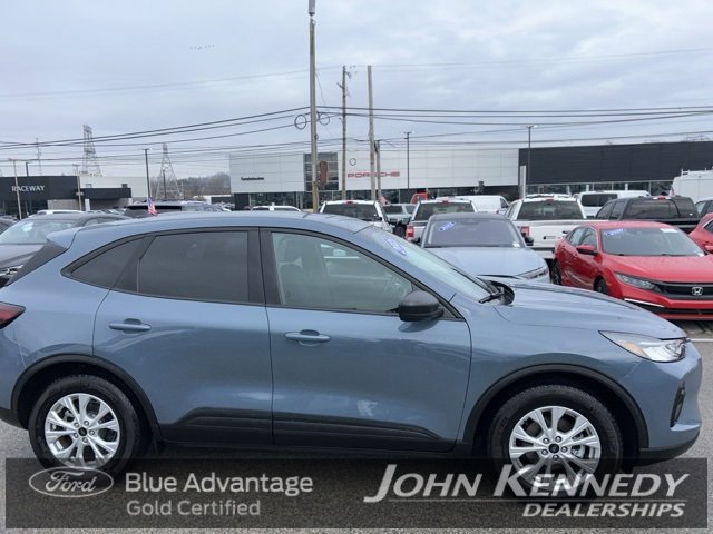 Certified 2025 Ford Escape Active w/ Cold Weather Package image 5