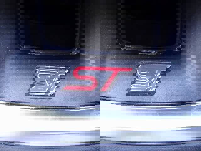 Certified 2025 Ford Explorer ST image 30