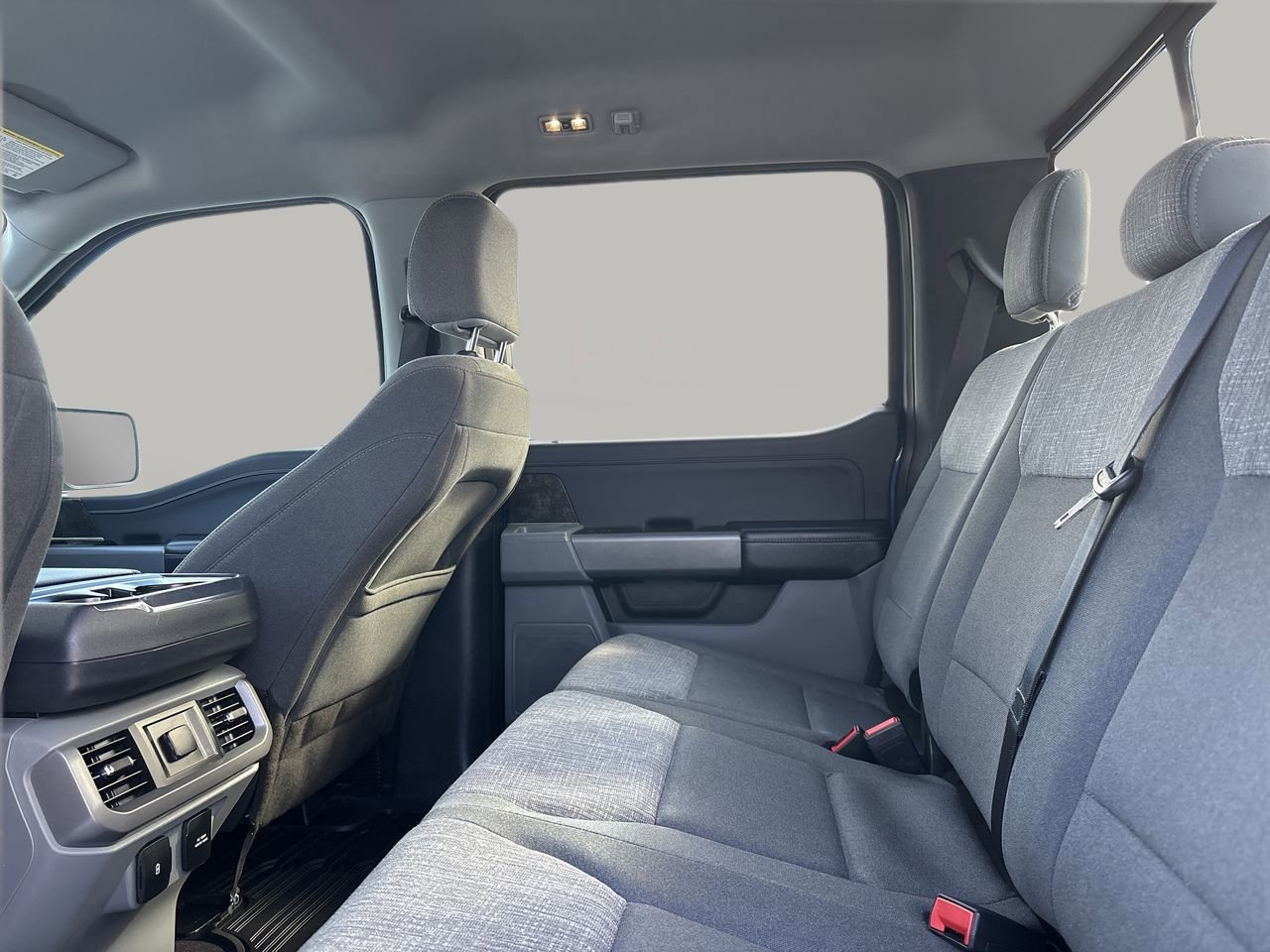 Certified 2022 Ford F150 XLT w/ Equipment Group 302A High image 22