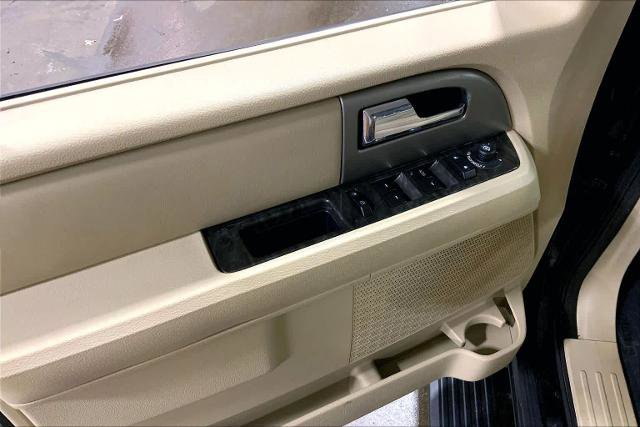 Certified 2017 Ford Expedition Limited w/ Equipment Group 301A image 36