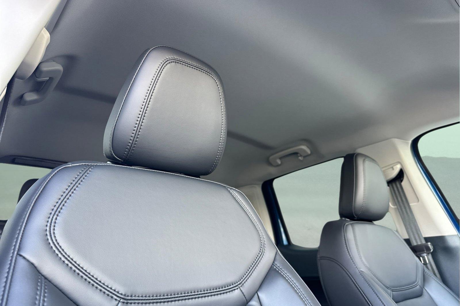 Certified 2024 Ford Maverick Lariat w/ Black Appearance Package image 19