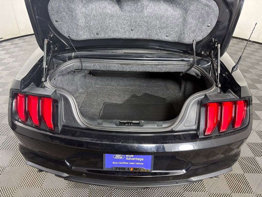 Certified 2018 Ford Mustang Premium image 36
