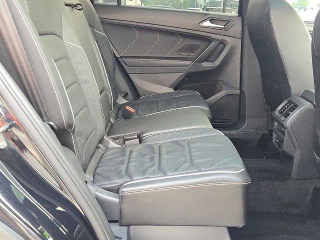 Used 2023 Volkswagen Tiguan SEL R-Line image 12