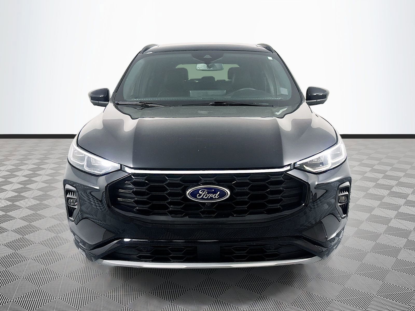 Certified 2024 Ford Escape ST-Line Elite w/ Premium Technology Package AWD/4WD image 2