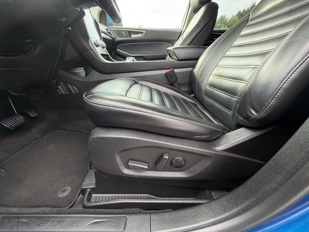 Certified 2024 Ford Edge SEL AWD/4WD image 17