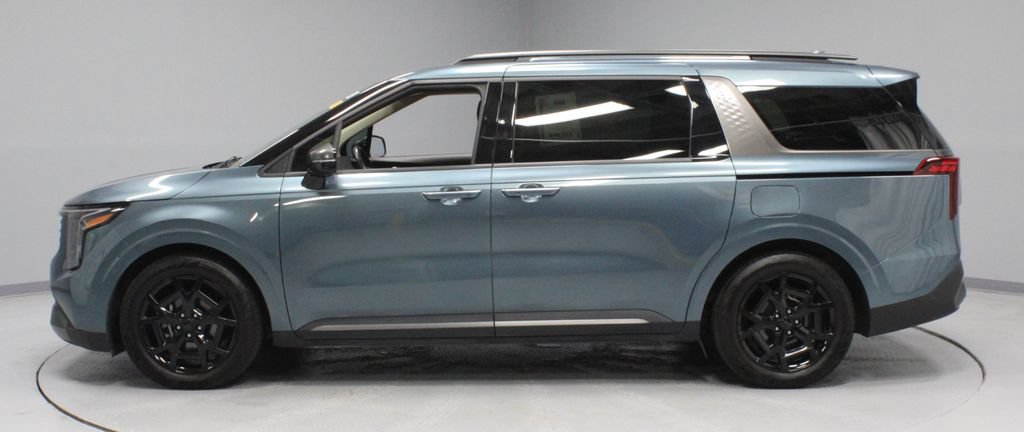 Used 2025 Kia Carnival SX Prestige FWD image 9
