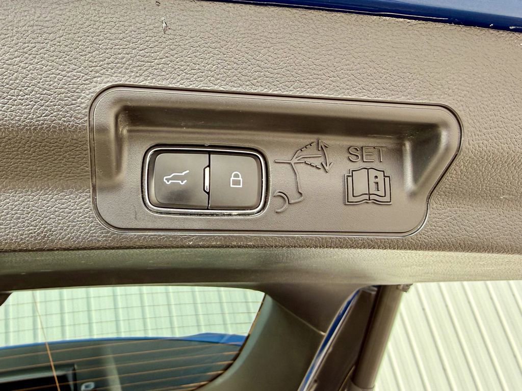 Certified 2023 Ford Explorer XLT w/ Equipment Group 202A image 19