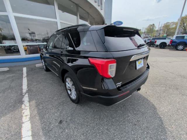 Certified 2023 Ford Explorer XLT w/ Equipment Group 202A image 3