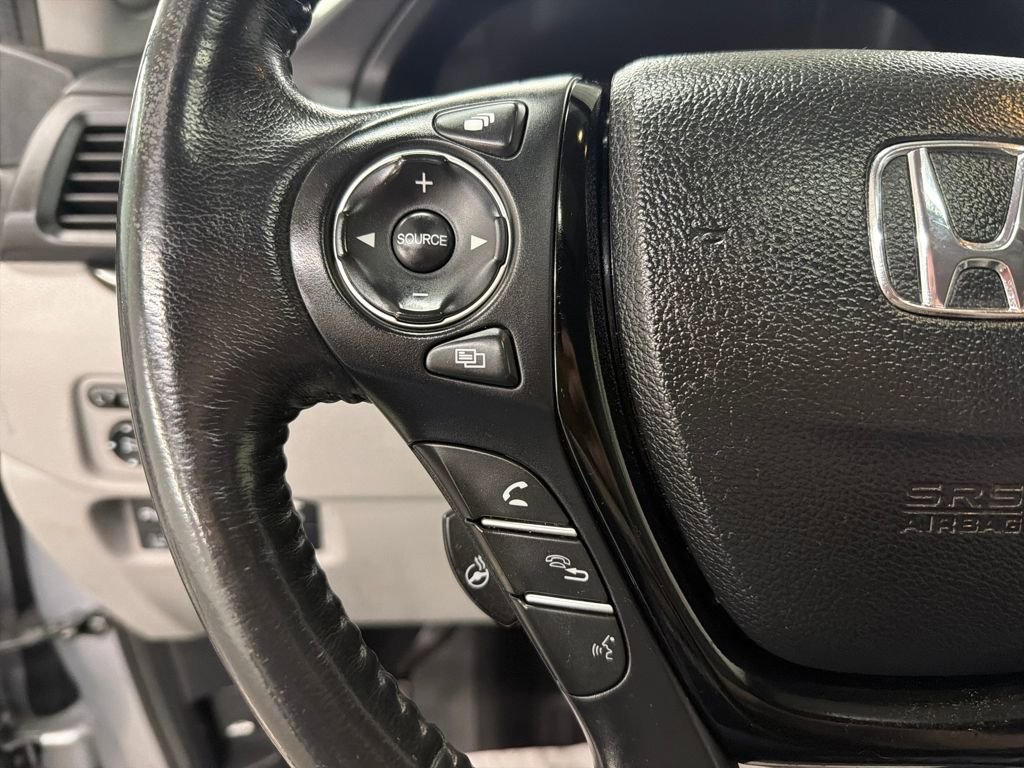 Used 2017 Honda Ridgeline RTL-E image 20