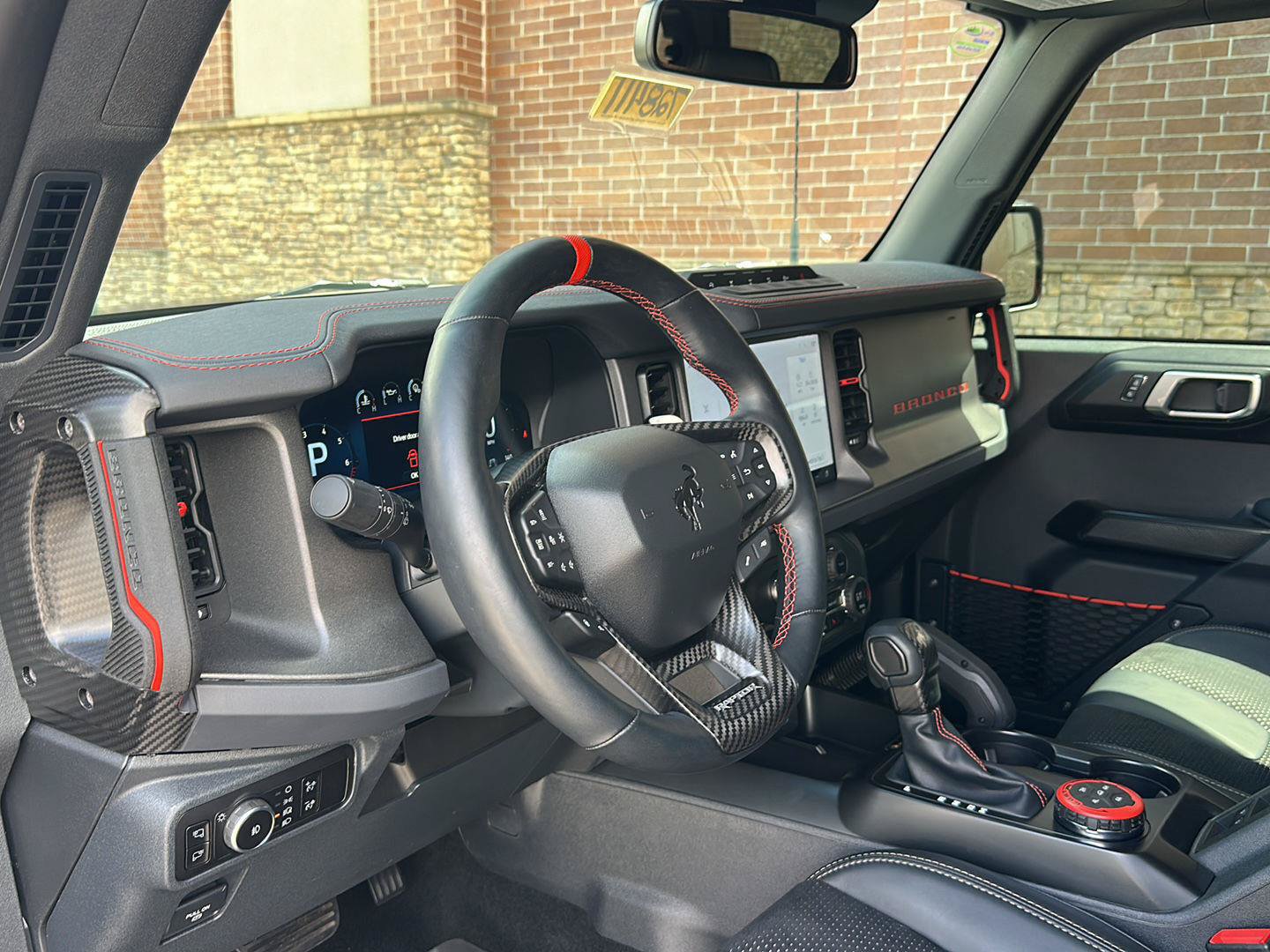 Certified 2025 Ford Bronco Raptor w/ Interior Carbon Fiber Pack AWD/4WD image 11