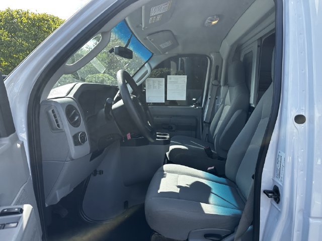 Certified 2022 Ford E-350 and Econoline 350 Super Duty w/ Power Windows & Locks Group RWD image 18