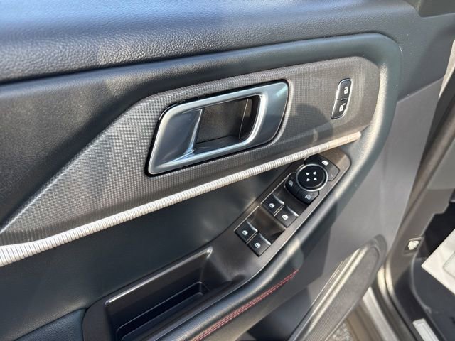 Certified 2025 Ford Explorer ST-Line image 11