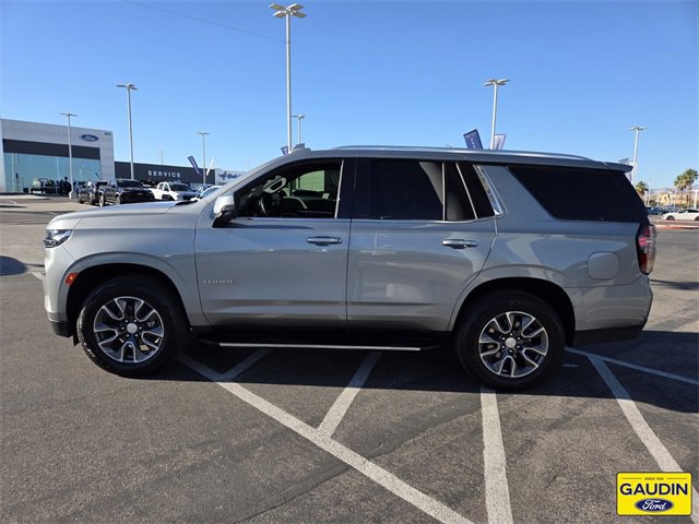 Used 2023 Chevrolet Tahoe LT w/ Luxury Package image 2