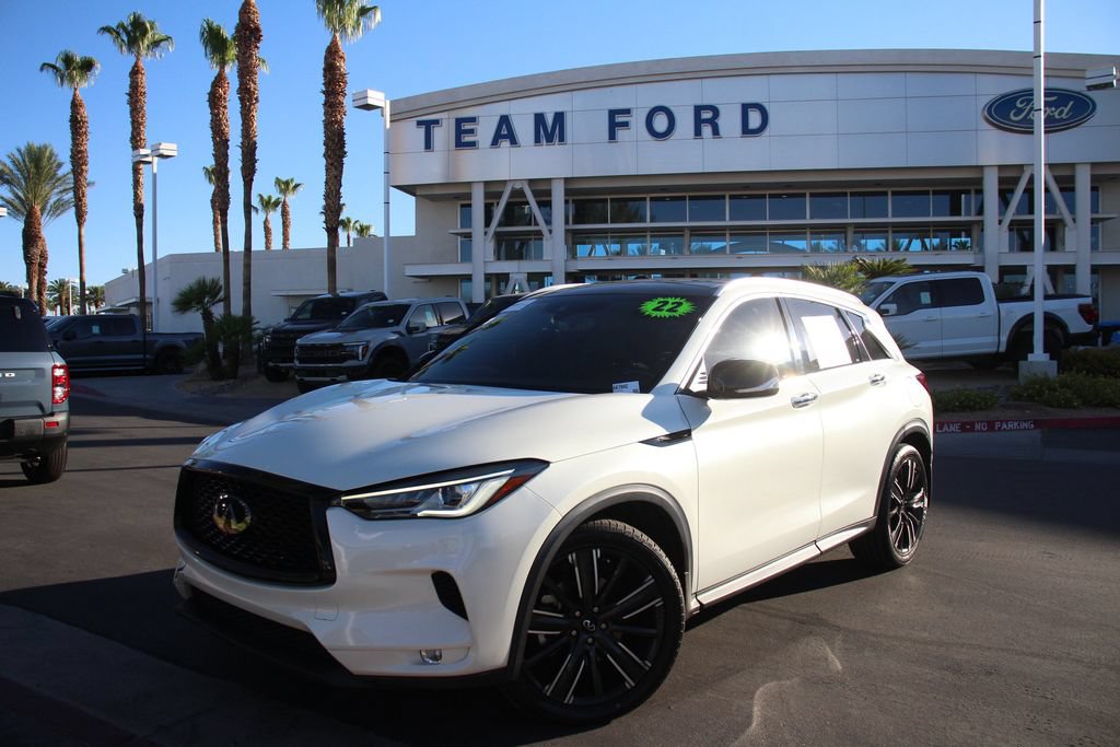 Used 2022 INFINITI QX50 Luxe w/ Appearance Package FWD image 2