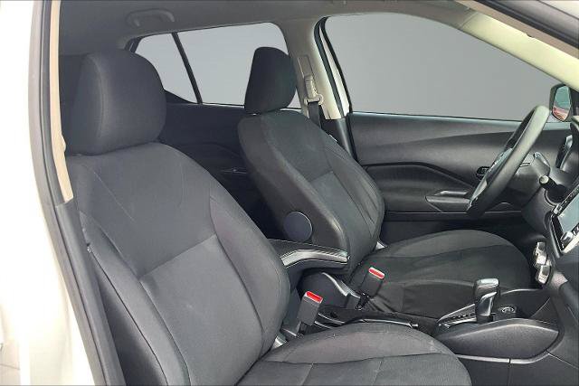 Used 2023 Nissan Kicks S w/ Interior Electronics Package FWD image 7