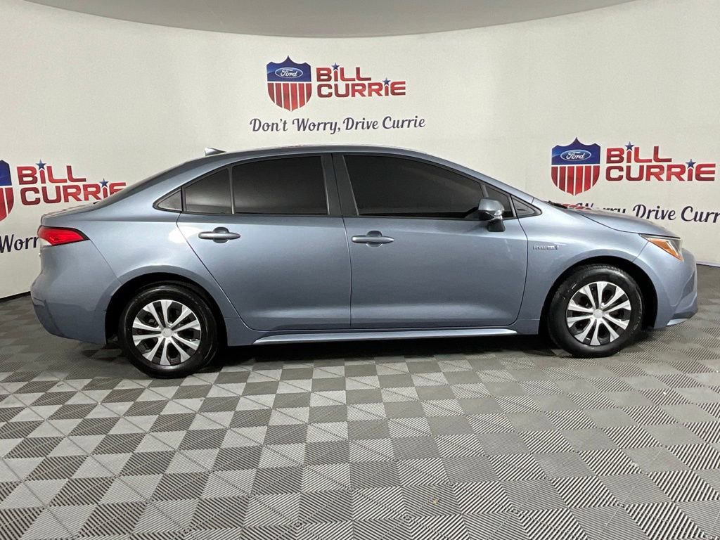 Used 2021 Toyota Corolla LE FWD image 2