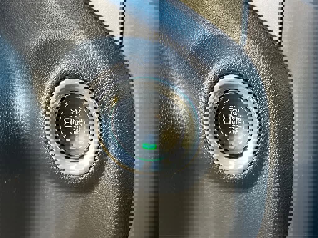 Used 2021 Chevrolet Silverado 1500 RST image 31