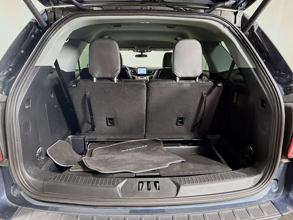 Certified 2023 Ford Explorer XLT w/ Equipment Group 202A image 26