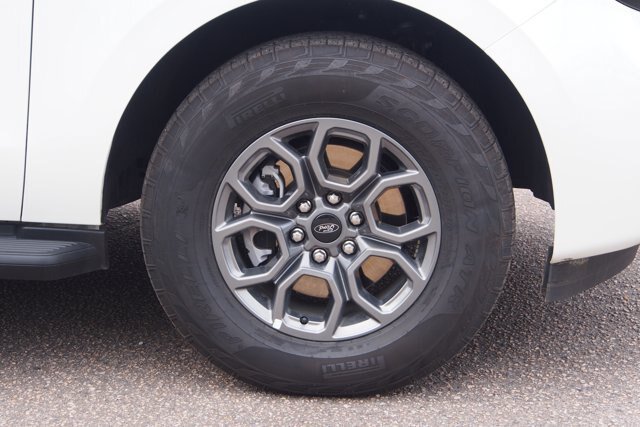 Certified 2025 Ford Expedition Active RWD image 9