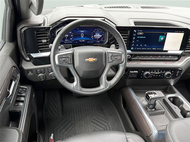 Used 2024 Chevrolet Silverado 1500 LTZ AWD/4WD image 20