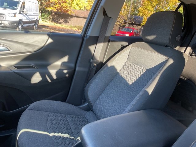 Used 2023 Chevrolet Equinox LT image 37