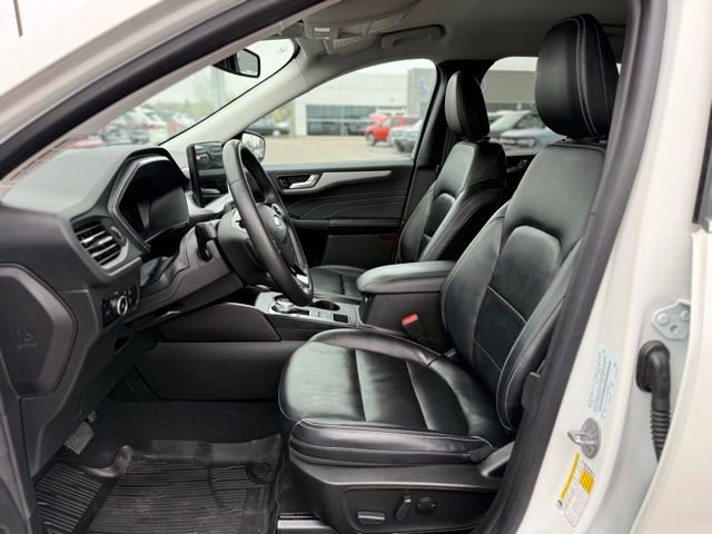 Certified 2023 Ford Escape Platinum AWD/4WD image 14