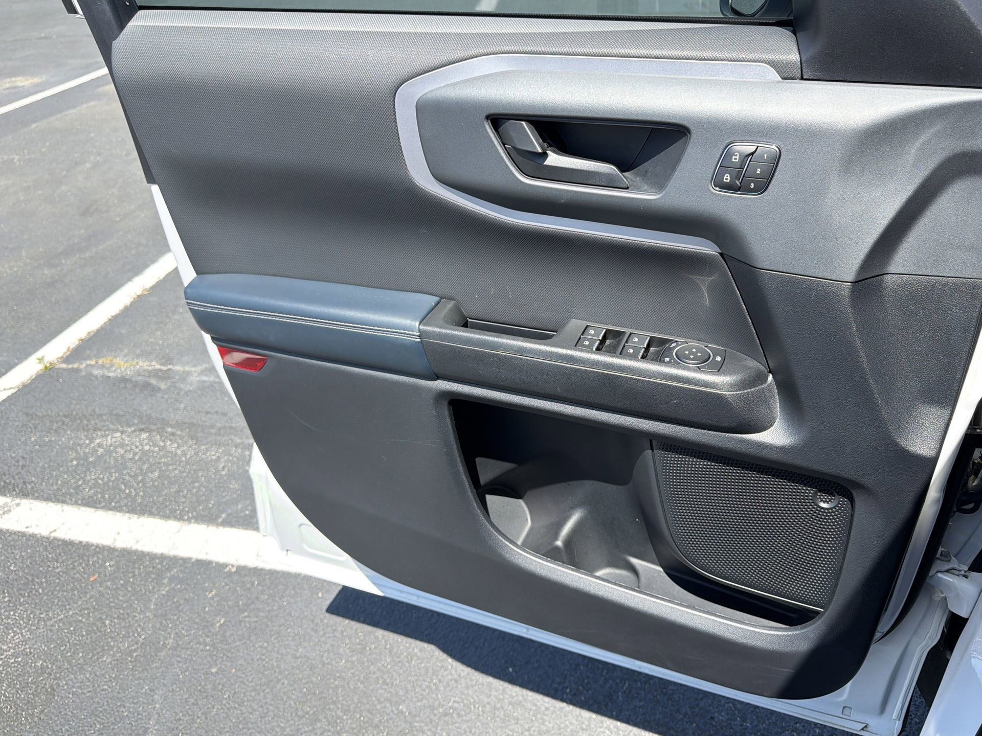 Certified 2024 Ford Bronco Sport Outer Banks AWD/4WD image 18