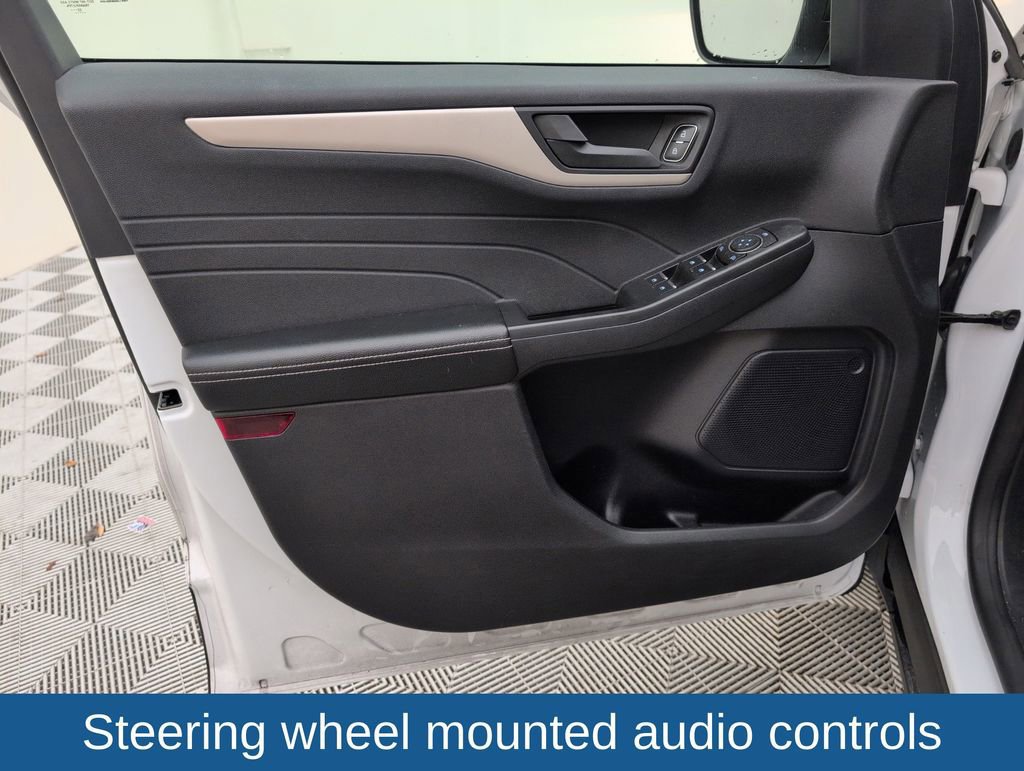 Certified 2022 Ford Escape SE w/ Convenience Package image 26