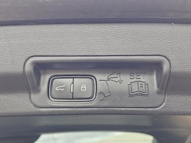 Certified 2021 Ford Explorer Limited image 30