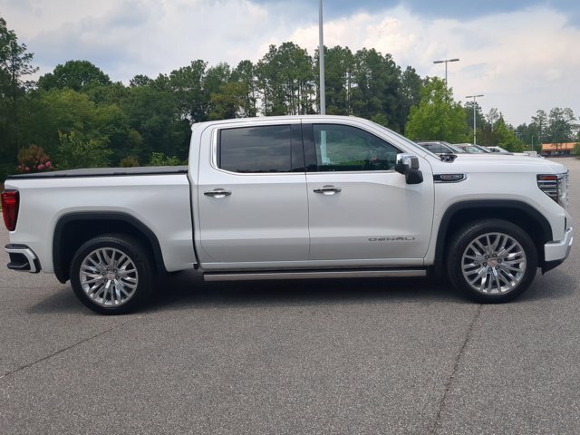 Used 2024 GMC Sierra 1500 Denali w/ Denali Reserve Package AWD/4WD image 3