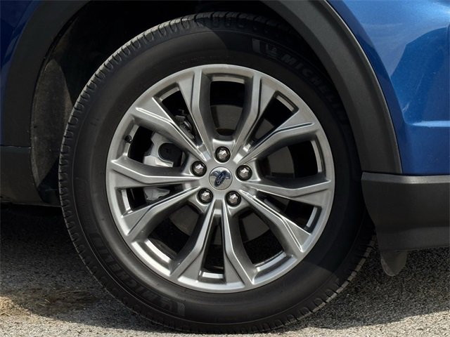 Certified 2021 Ford Explorer XLT w/ Equipment Group 202A image 35