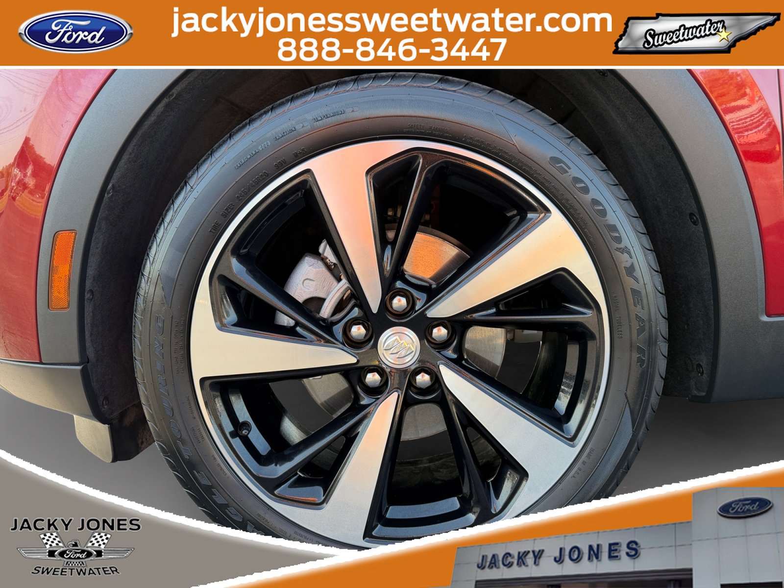 Used 2021 Buick Envision Essence w/ Technology Package I FWD image 9