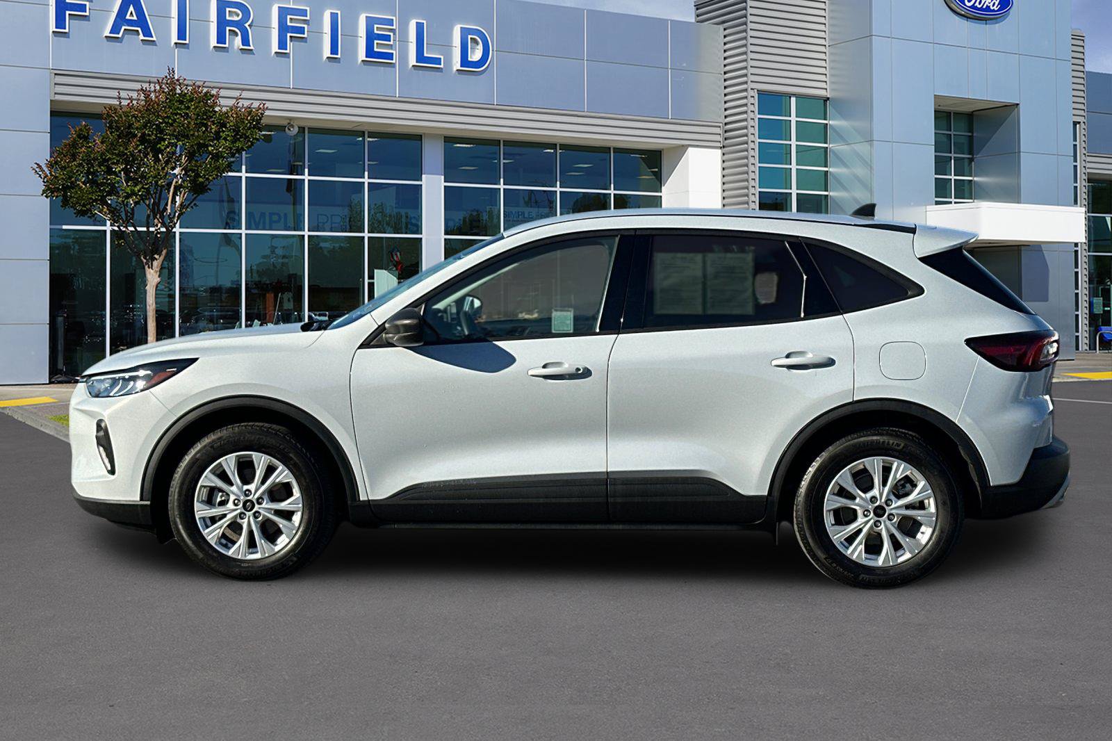 Certified 2025 Ford Escape Active FWD image 11