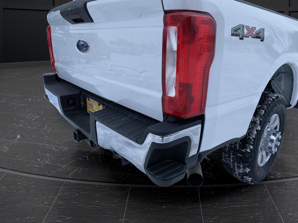 Certified 2024 Ford F250 XLT image 6