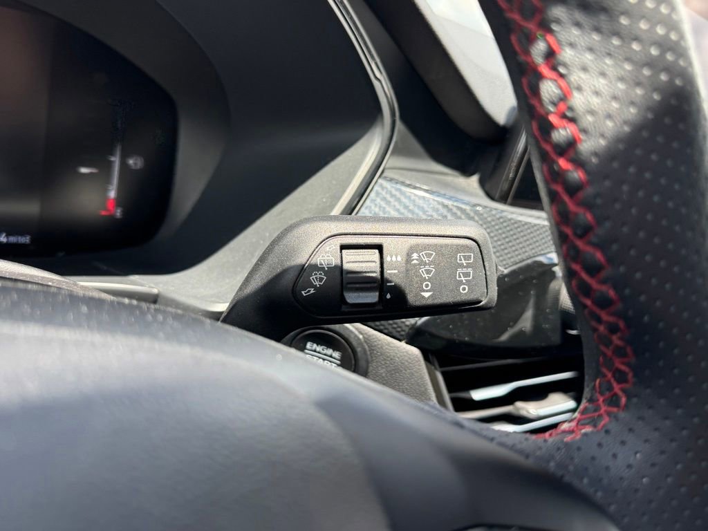 Certified 2025 Ford Escape ST-Line AWD/4WD image 19