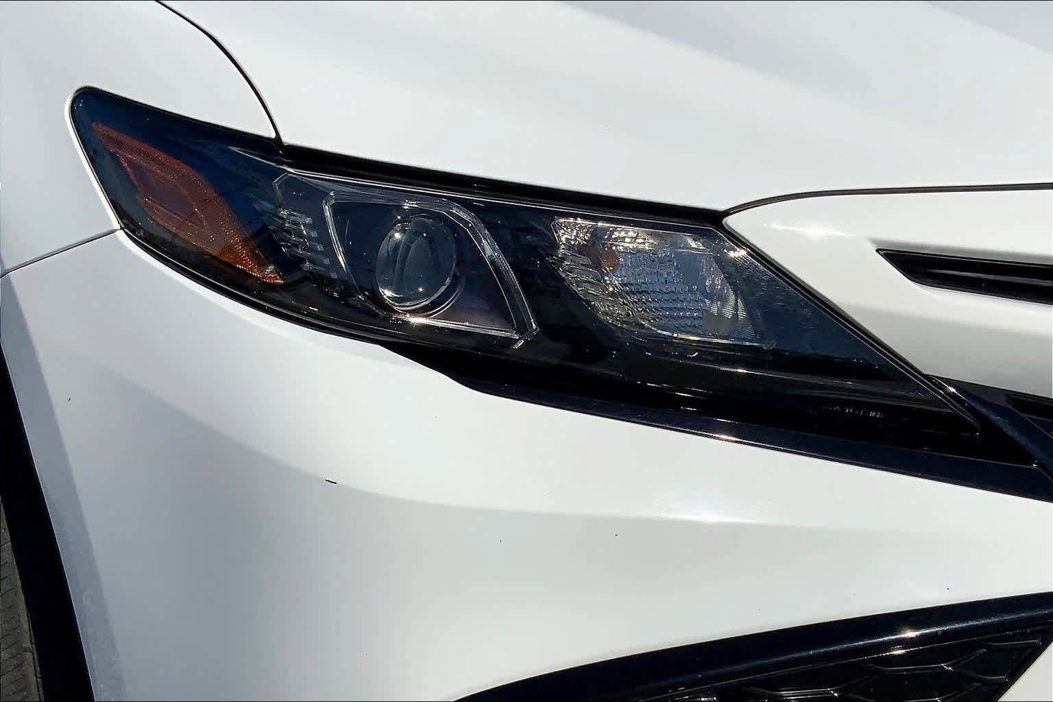 Used 2024 Toyota Camry SE w/ Convenience Package FWD image 25