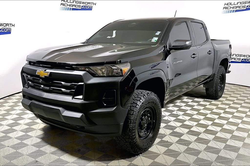 Used 2025 Chevrolet Colorado W/T