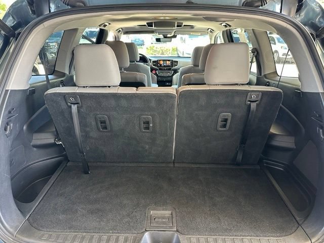 Used 2019 Honda Pilot Touring image 17