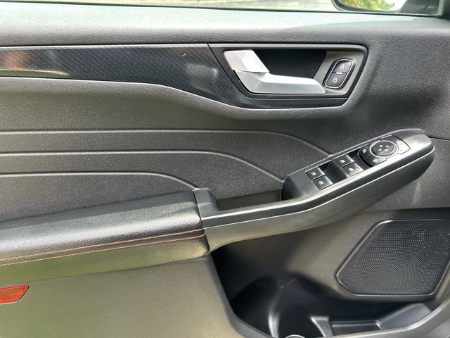 Certified 2024 Ford Escape ST-Line FWD image 19