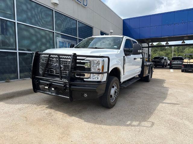 Certified 2025 Ford F350 XL w/ XL Chrome Package AWD/4WD image 4