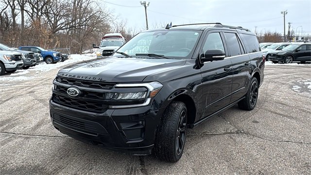Certified 2022 Ford Expedition Max Limited image 7