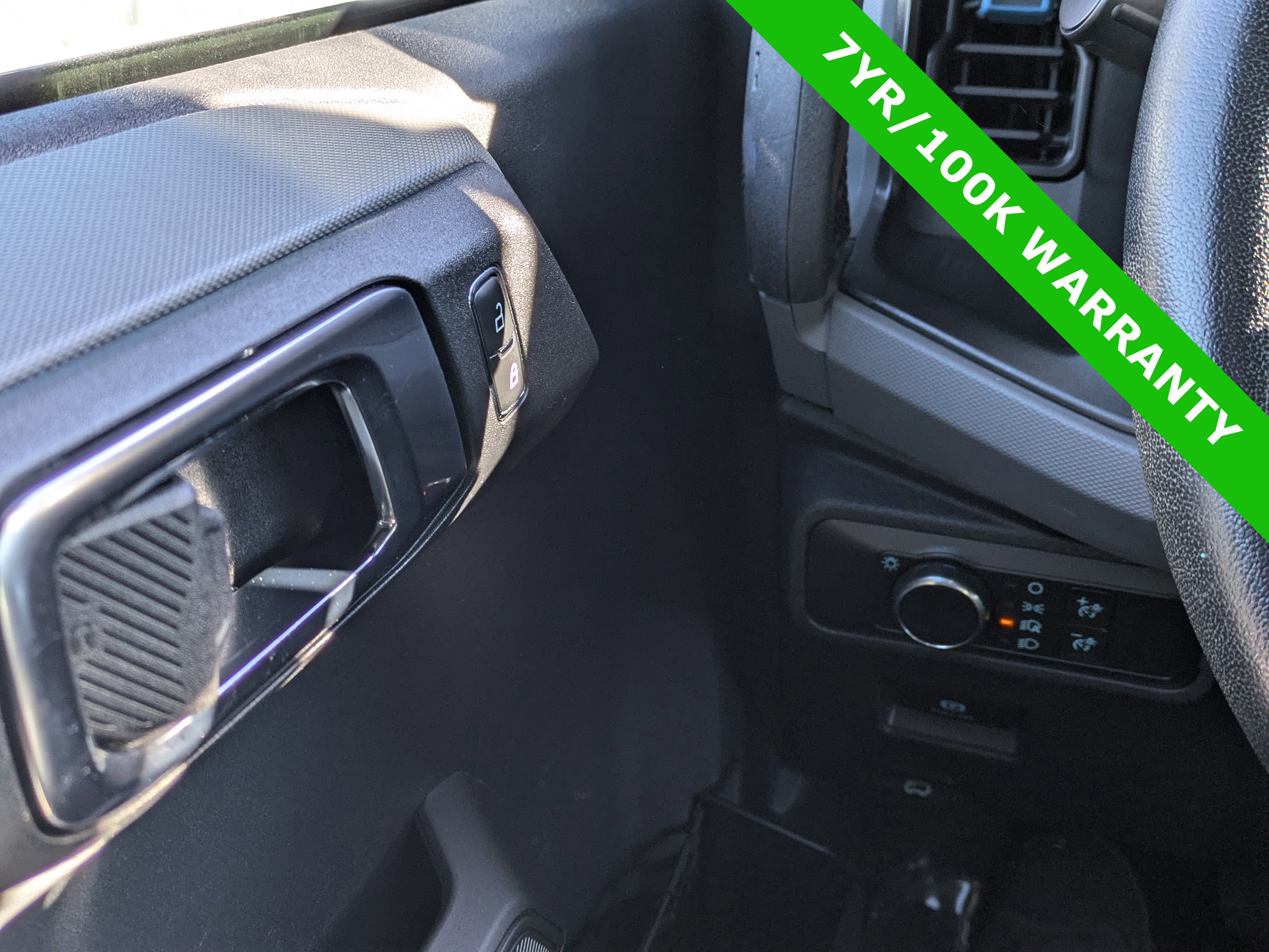 Certified 2021 Ford Bronco Black Diamond image 23