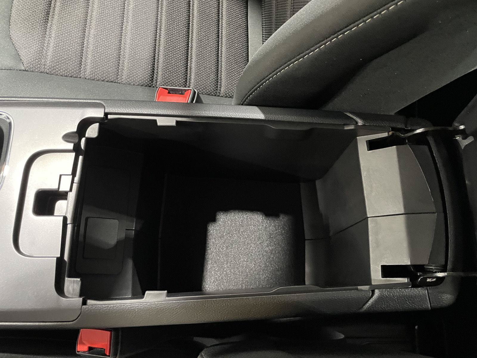 Certified 2020 Ford Fusion SE AWD/4WD image 38