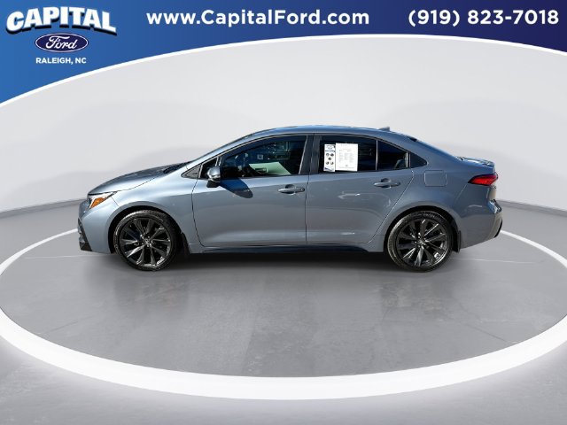 Used 2025 Toyota Corolla SE FWD image 5