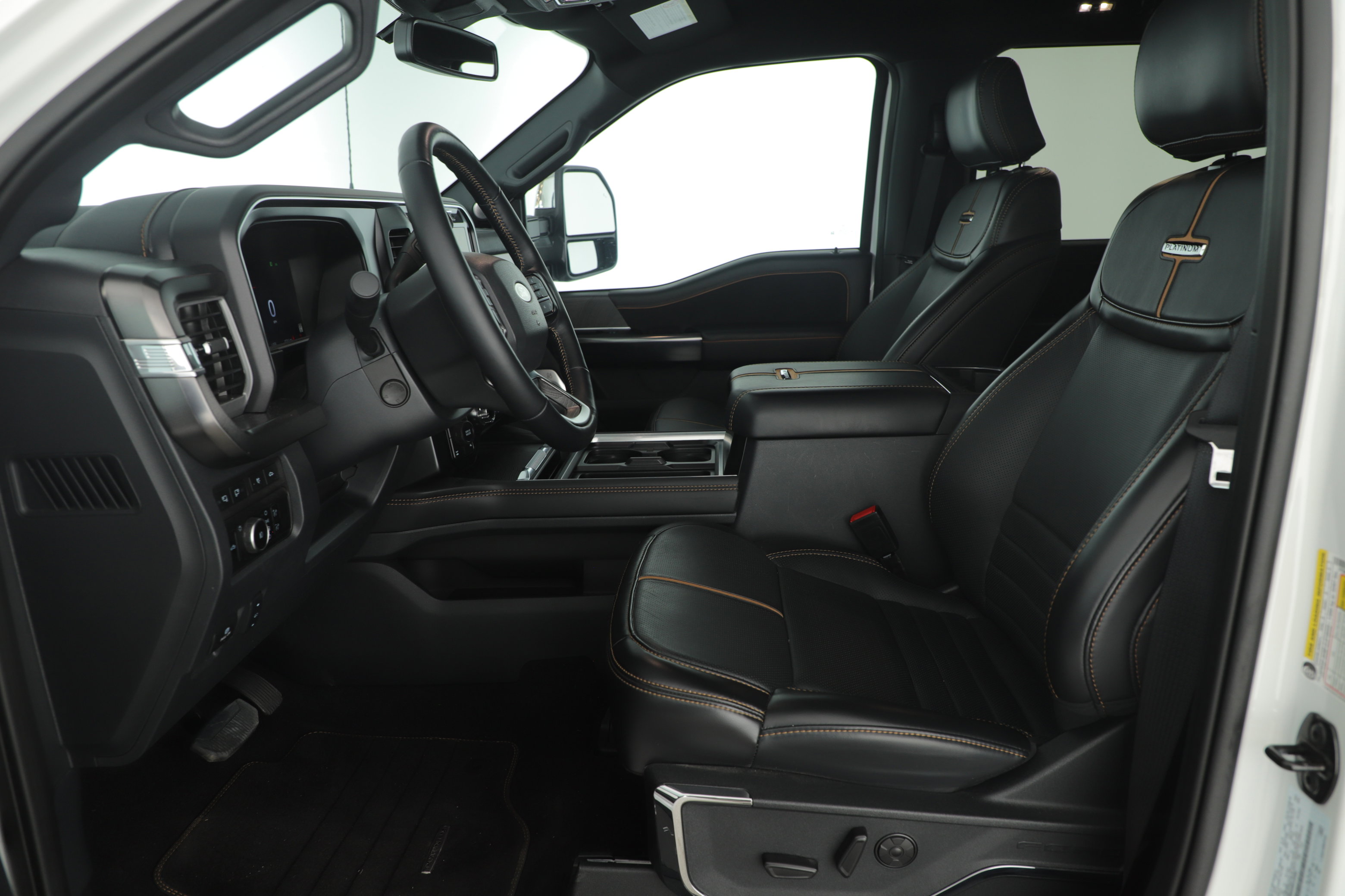 Certified 2024 Ford F250 Platinum image 6